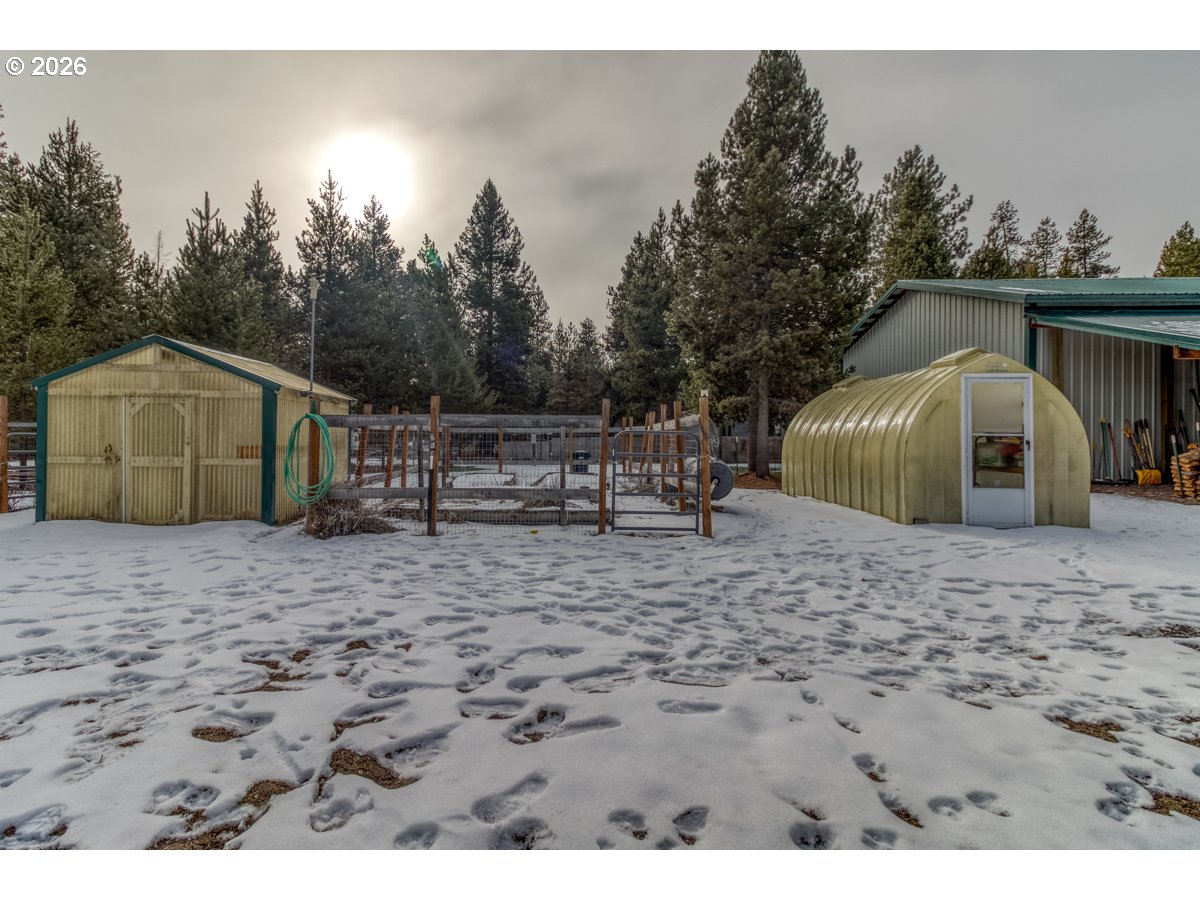 53772 2nd Street La Pine, OR 97739 - Photo 8 of 30