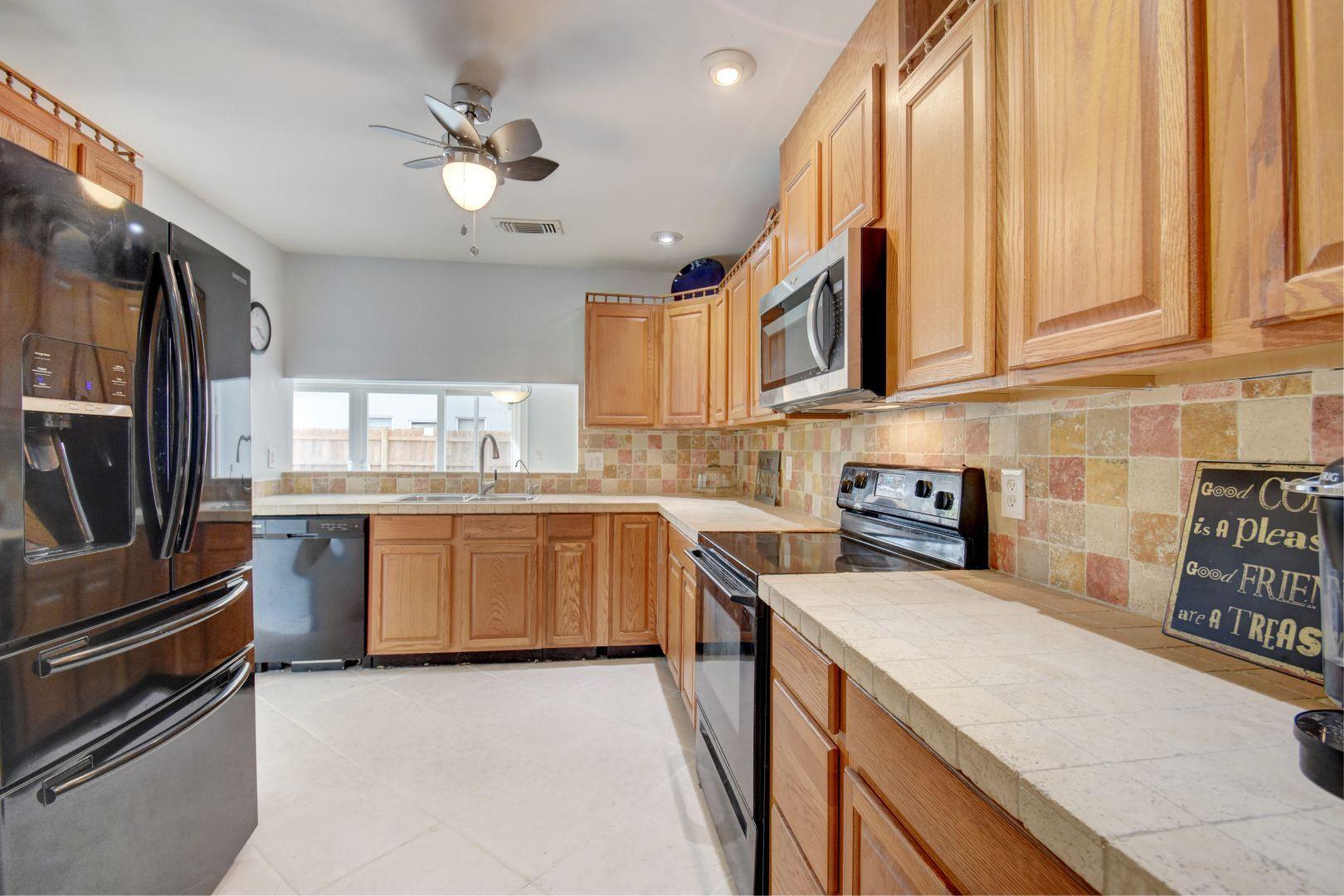 9236 Southampton Place Boca Raton, FL 33434 - Photo 13 of 28 Kitchen