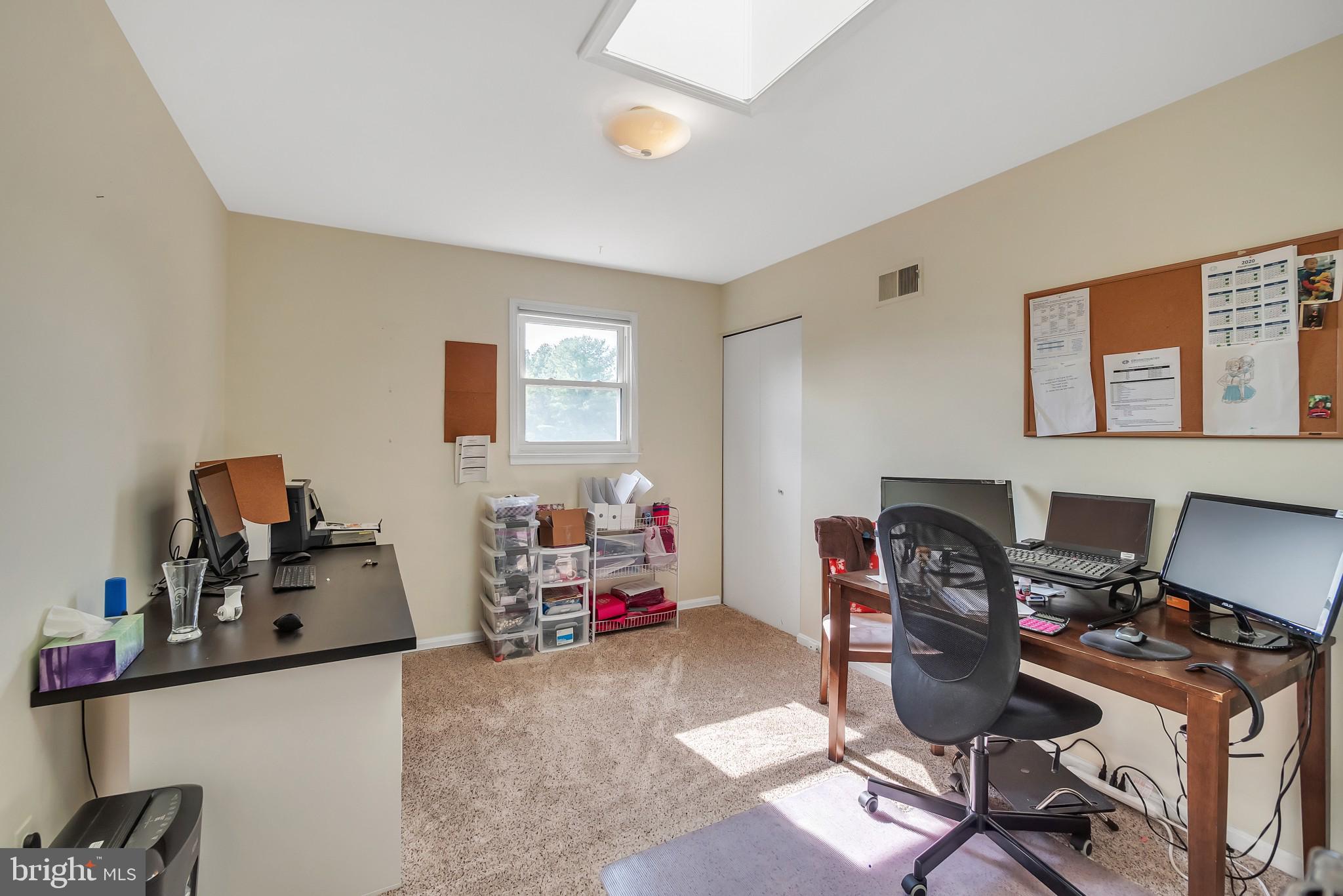 15136 Middlegate Road Silver Spring, MD 20905 - Photo 22 of 28 Bedroom 4 of 5