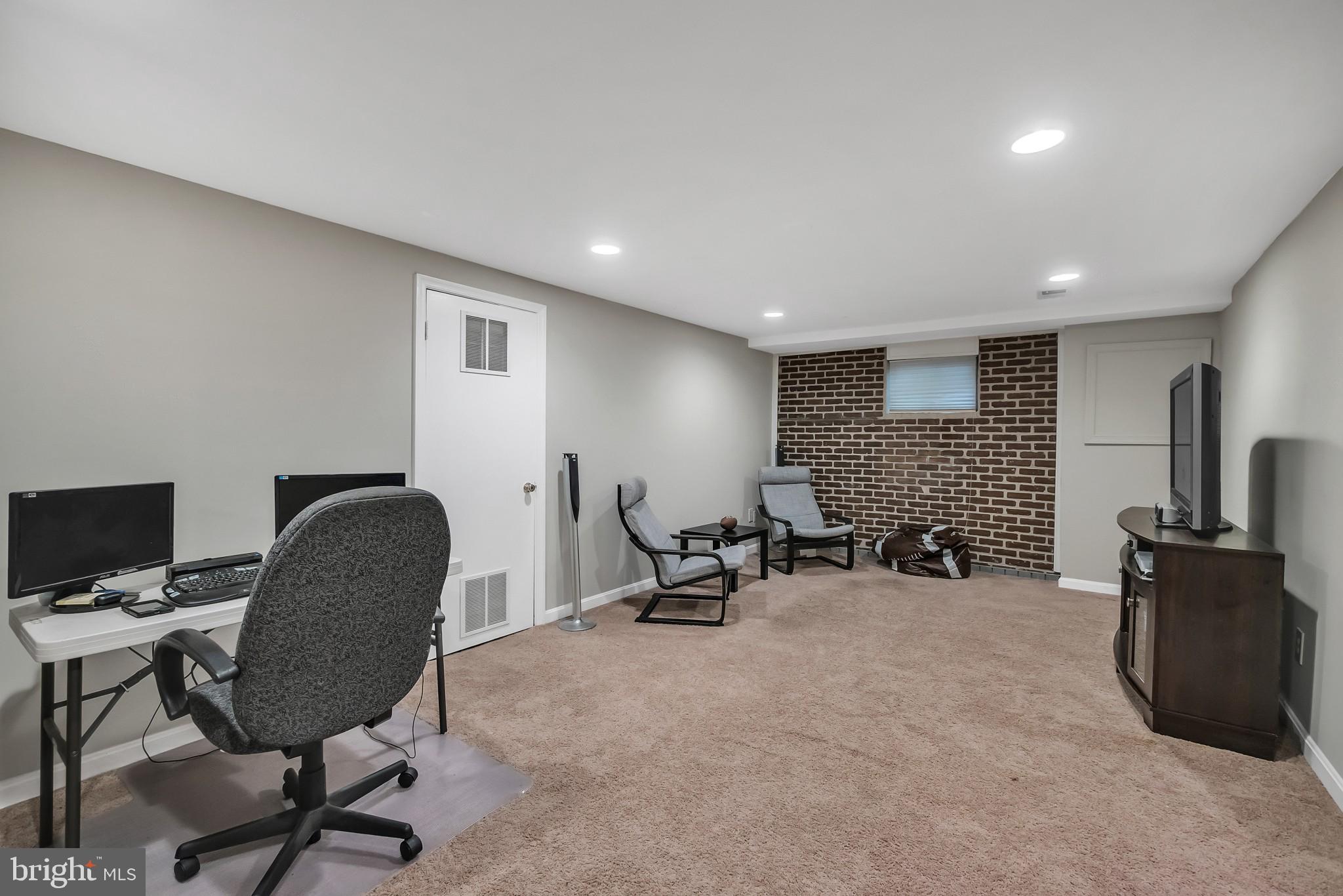 15136 Middlegate Road Silver Spring, MD 20905 - Photo 10 of 28 Additional family or rec-room in basement