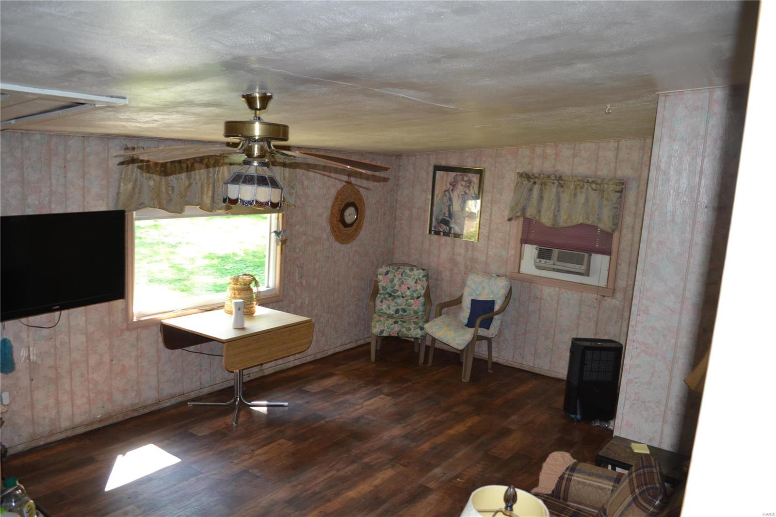 19929 Boulder Road Carlyle, IL 62231 - Photo 18 of 30