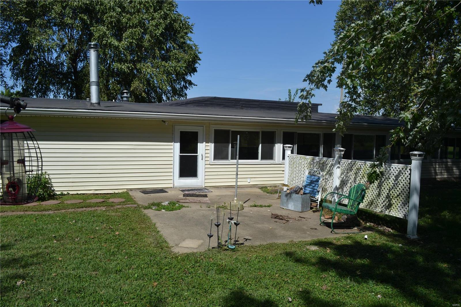 19929 Boulder Road Carlyle, IL 62231 - Photo 5 of 30