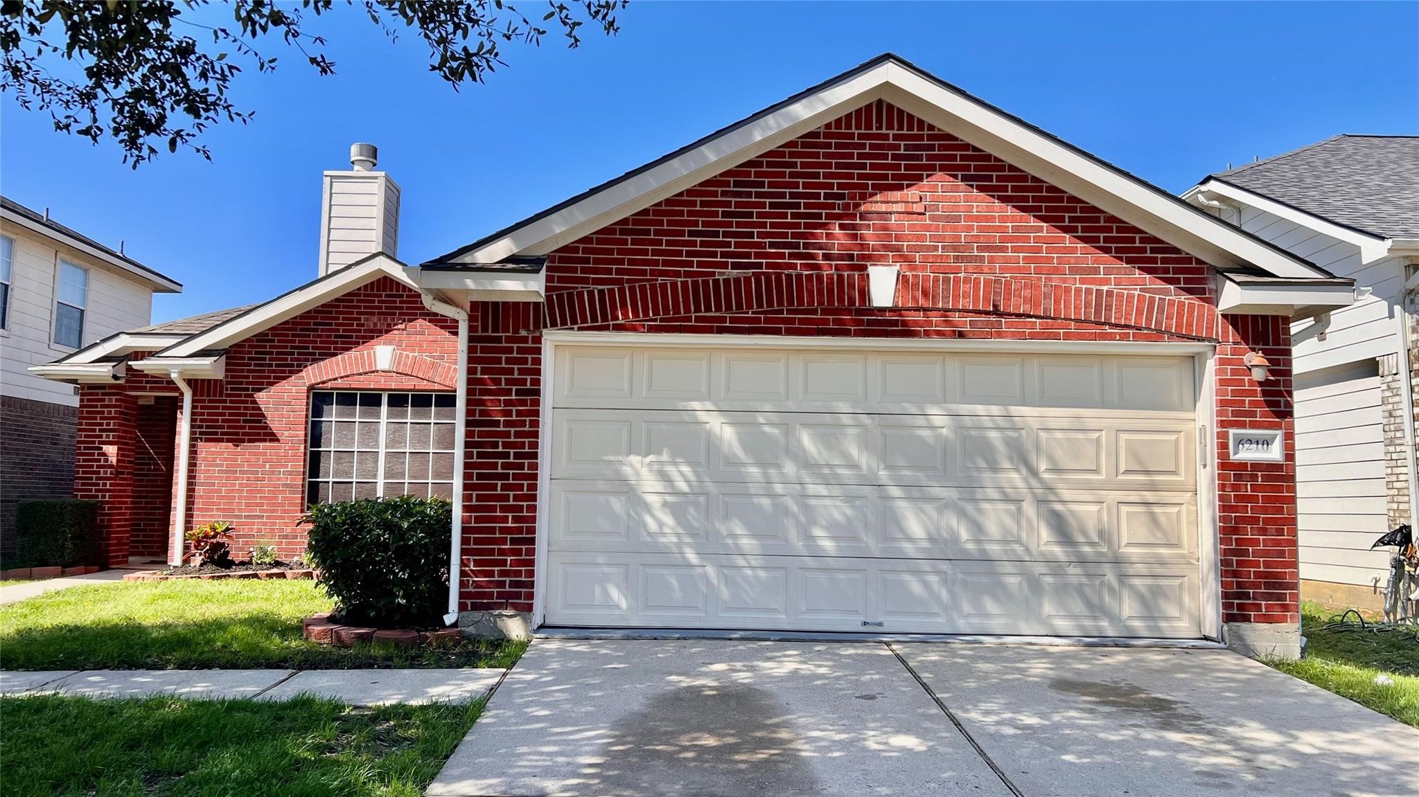 6210 Cottage Stream Lane Spring, TX 77379 - Photo 2 of 18