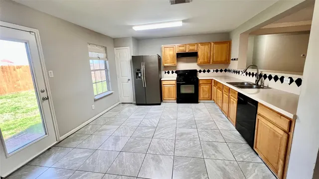 $2,350 | 6210 Cottage Stream Lane, Spring, TX 77379