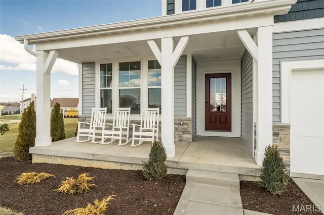 $449,900 | 3043 Eagle Branch Circle, St. Paul, MO 63366