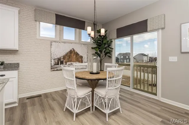 $449,900 | 3043 Eagle Branch Circle, St. Paul, MO 63366