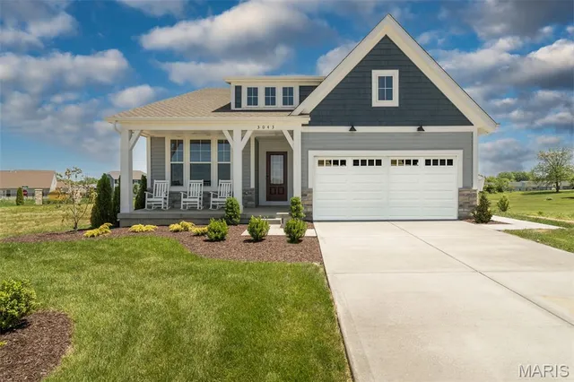 $449,900 | 3043 Eagle Branch Circle, St. Paul, MO 63366