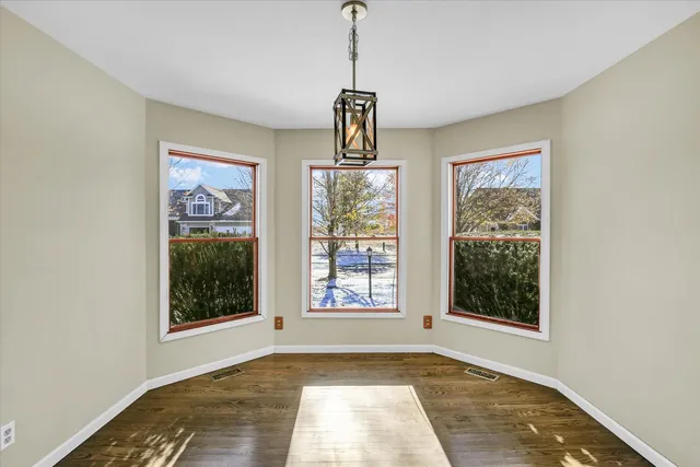 $369,900 | 808 Lakeshore Drive, Tuscola, IL 61953