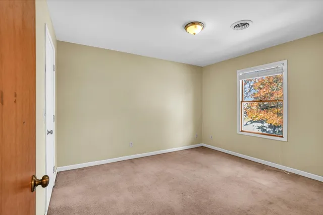 $369,900 | 808 Lakeshore Drive, Tuscola, IL 61953