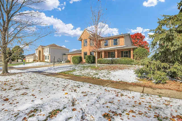 $369,900 | 808 Lakeshore Drive, Tuscola, IL 61953