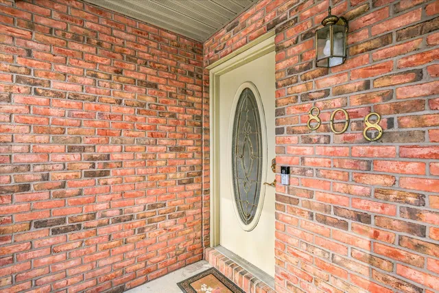 $369,900 | 808 Lakeshore Drive, Tuscola, IL 61953