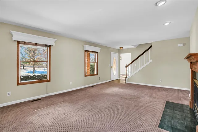 $369,900 | 808 Lakeshore Drive, Tuscola, IL 61953