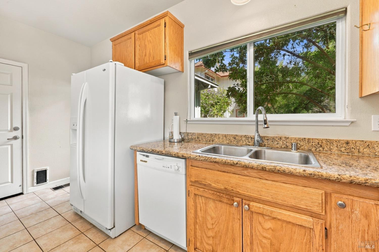 1322 Trombetta Street Santa Rosa, CA 95407 - Photo 10 of 27 Gallery Image 10
