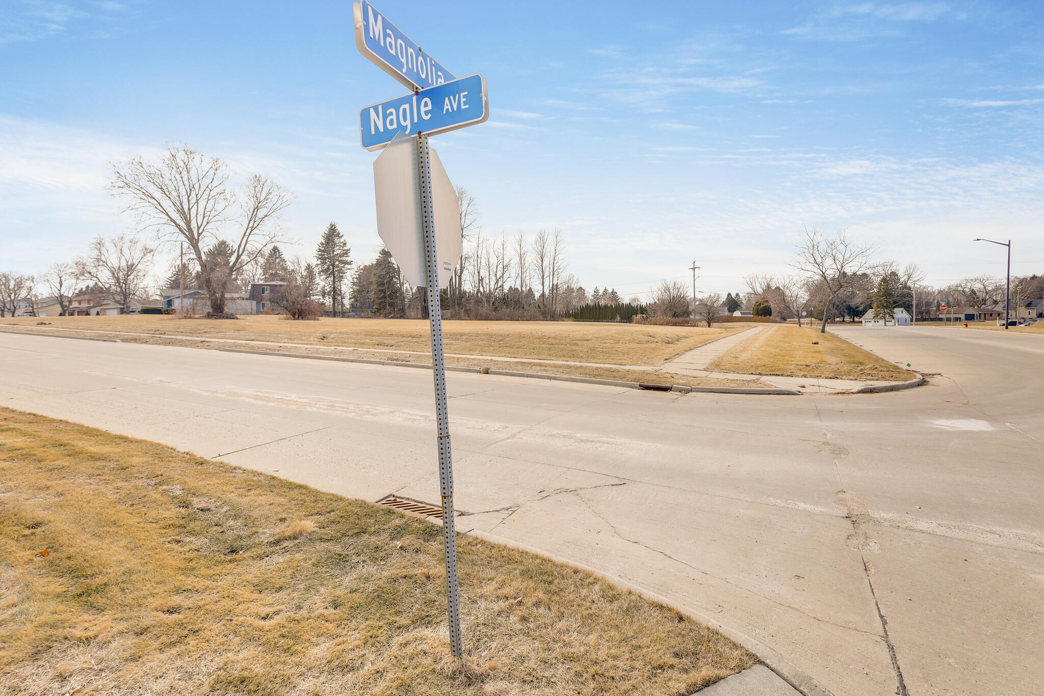 1795 Nagle Avenue Manitowoc, WI 54220 - Photo 11 of 12 IMG_5461