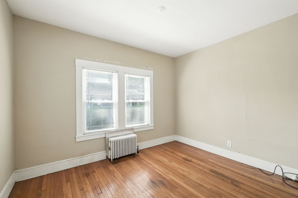 49 Glenwood Road Lynn, MA 01904 - Photo 20 of 33 Gallery Image 20