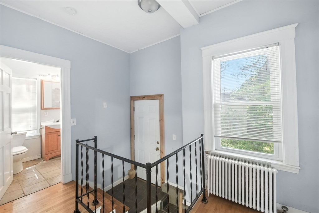 49 Glenwood Road Lynn, MA 01904 - Photo 7 of 33 Gallery Image 7
