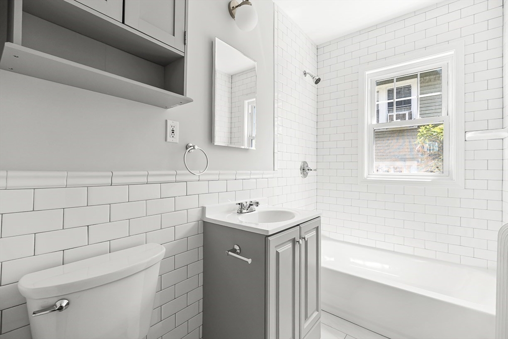 7 Westbourne Road Newton, MA 02459 - Photo 11 of 27