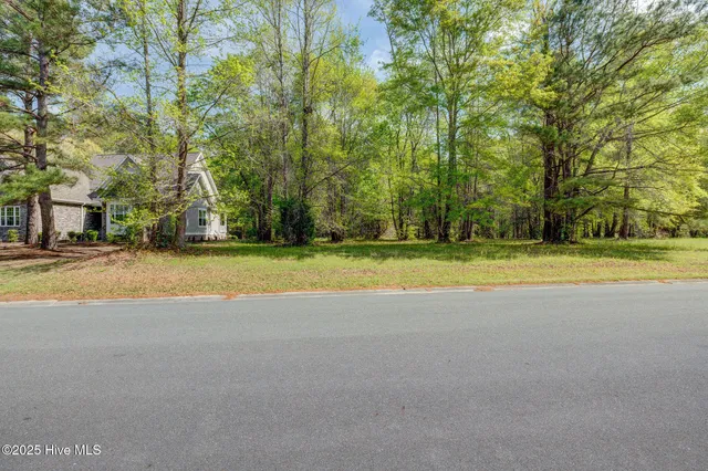 $40,000 | 161 Maple Creek Drive, Wallace, NC 28466