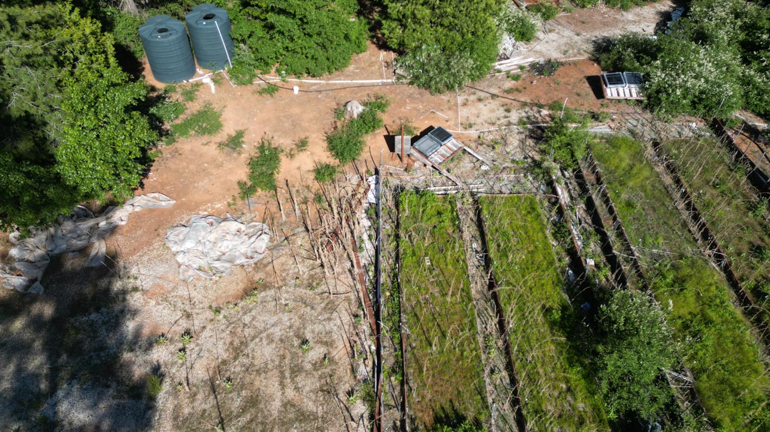 22281 Back Bone Road Nevada City, CA 95959 - Photo 16 of 26 an aerial view of residential houses with outdoor space