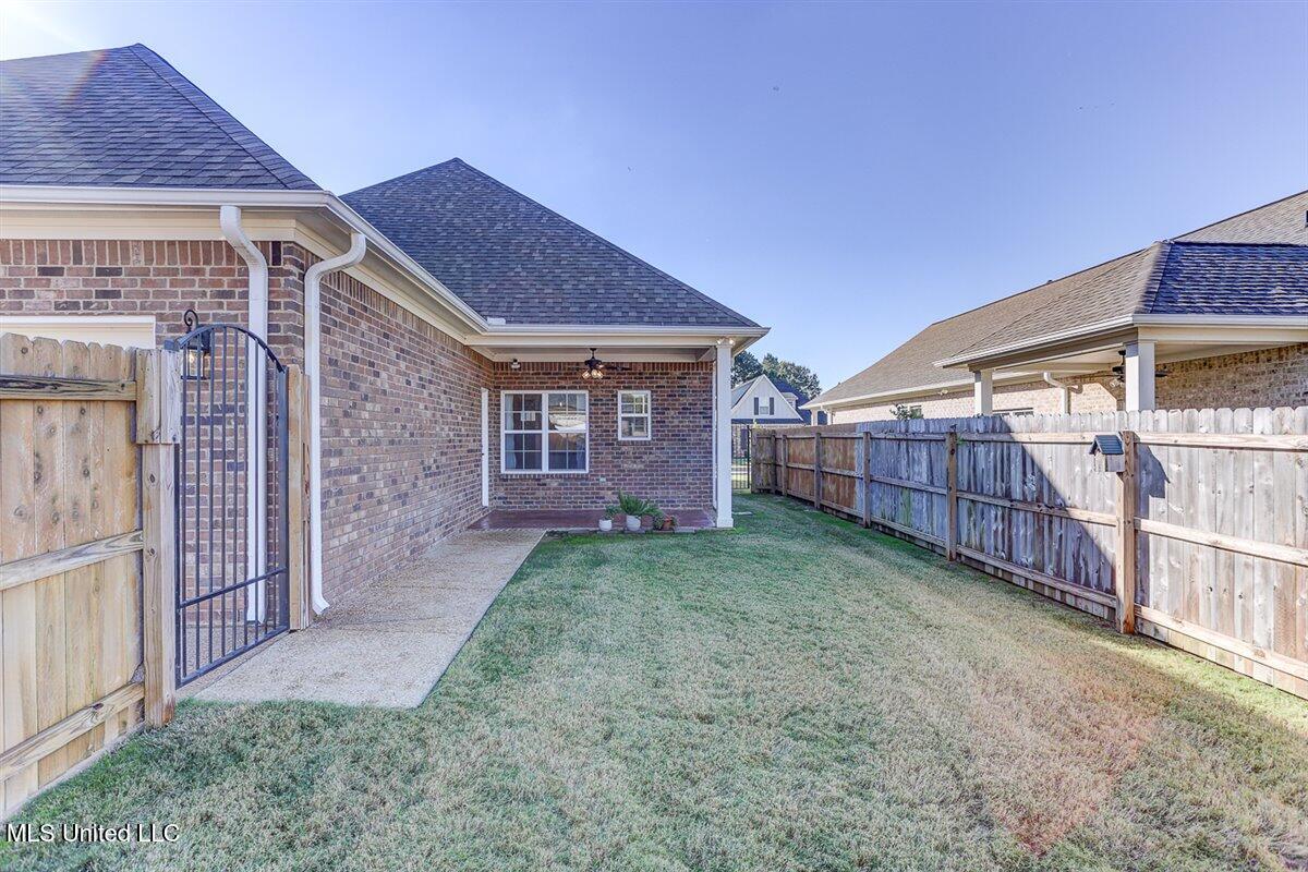 3444 Hatton Drive Nesbit, MS 38651 - Photo 34 of 38 35-IMG_2884_5_6_7_8