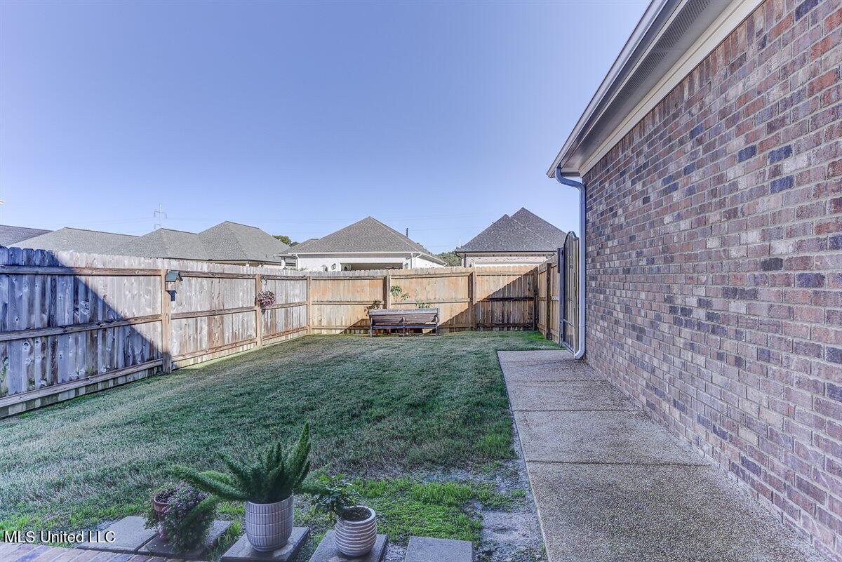 3444 Hatton Drive Nesbit, MS 38651 - Photo 35 of 38 33-IMG_2874_5_6_7_8
