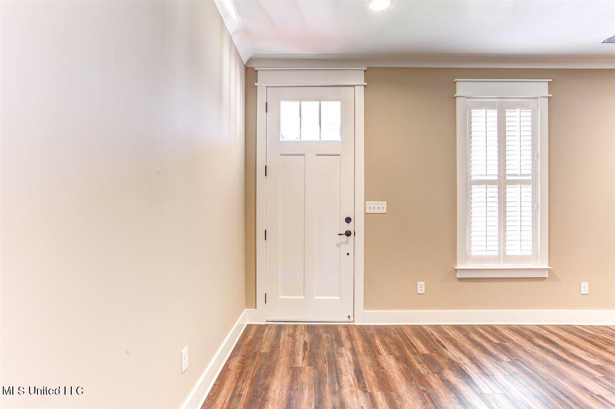 3444 Hatton Drive Nesbit, MS 38651 - Photo 6 of 38 06-IMG_2739_40_41_42_43-1