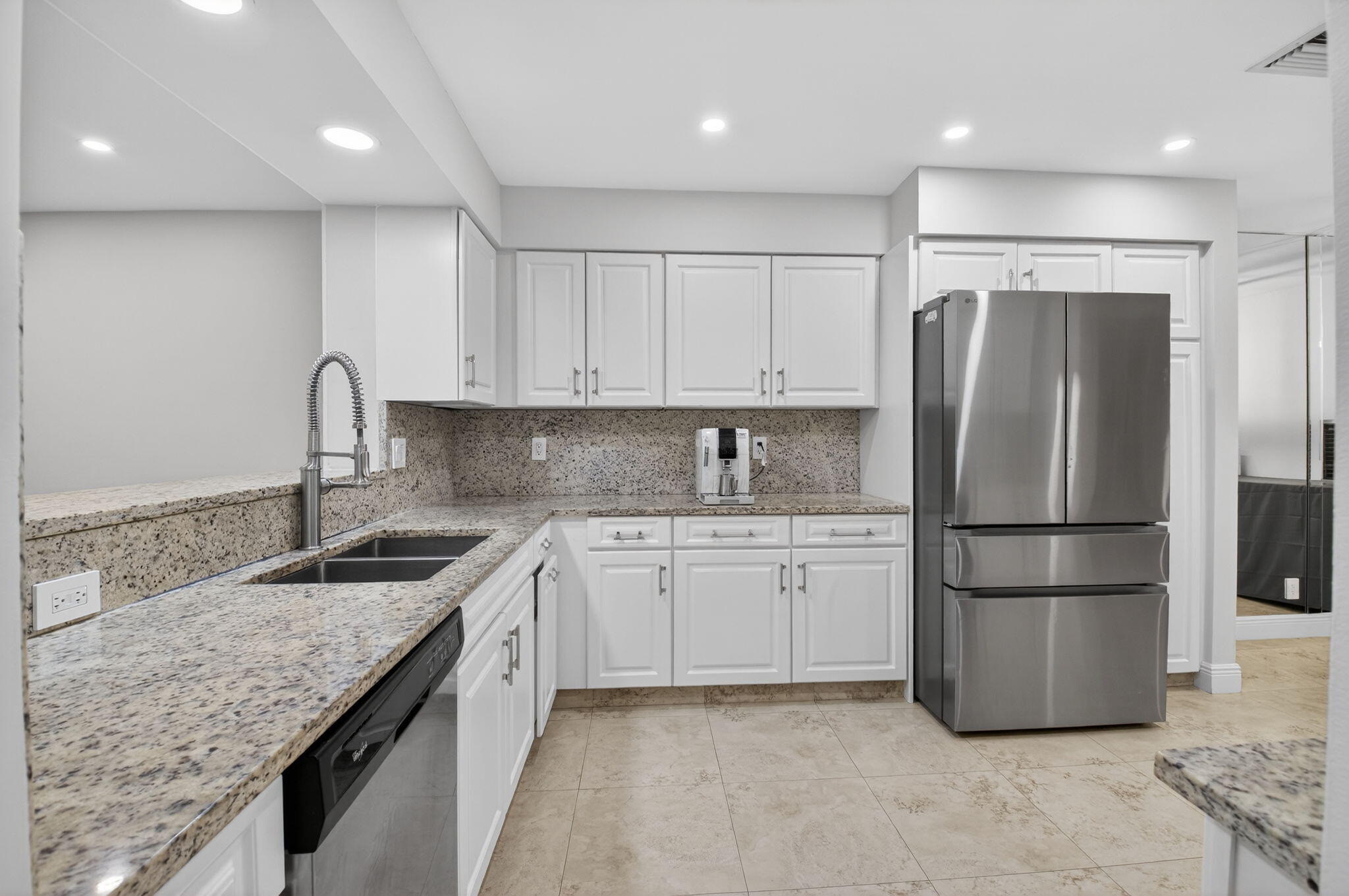 9105 Boca Gardens Circle South, Unit B Boca Raton, FL 33496 - Photo 16 of 54 15-web-or-mls-DSC_6466
