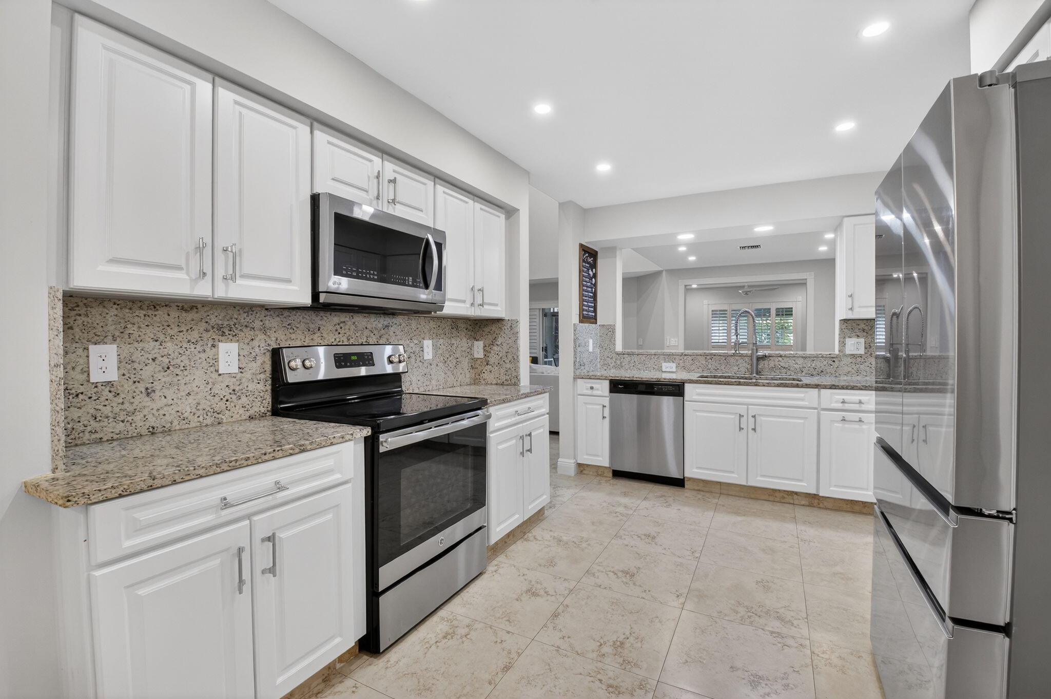 9105 Boca Gardens Circle South, Unit B Boca Raton, FL 33496 - Photo 18 of 54 17-web-or-mls-DSC_6475