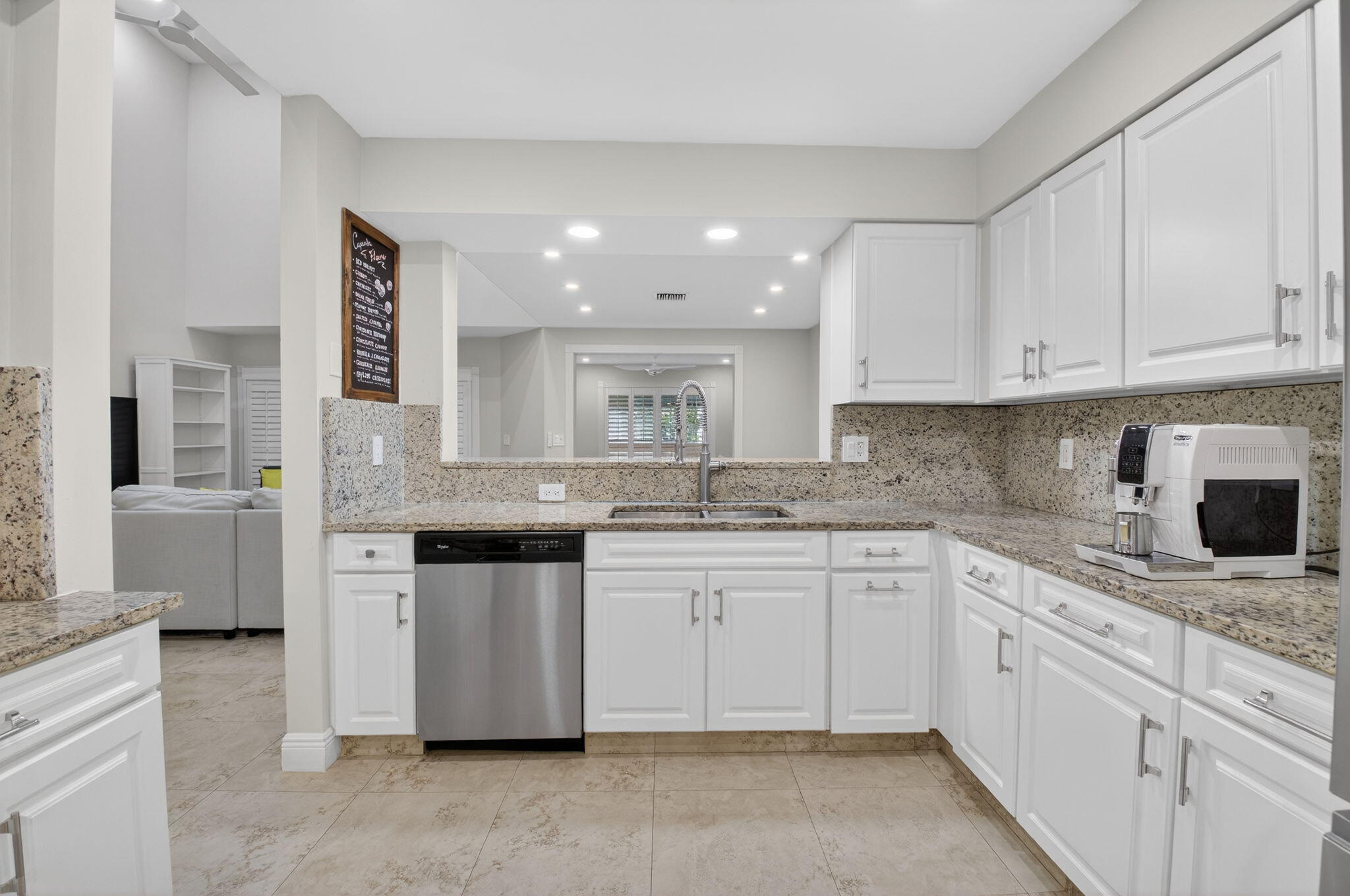 9105 Boca Gardens Circle South, Unit B Boca Raton, FL 33496 - Photo 19 of 54 18-web-or-mls-DSC_6480