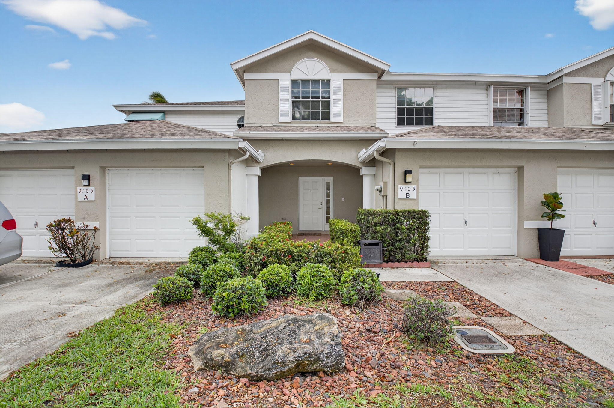 9105 Boca Gardens Circle South, Unit B Boca Raton, FL 33496 - Photo 2 of 54 1-web-or-mls-DSC_6396