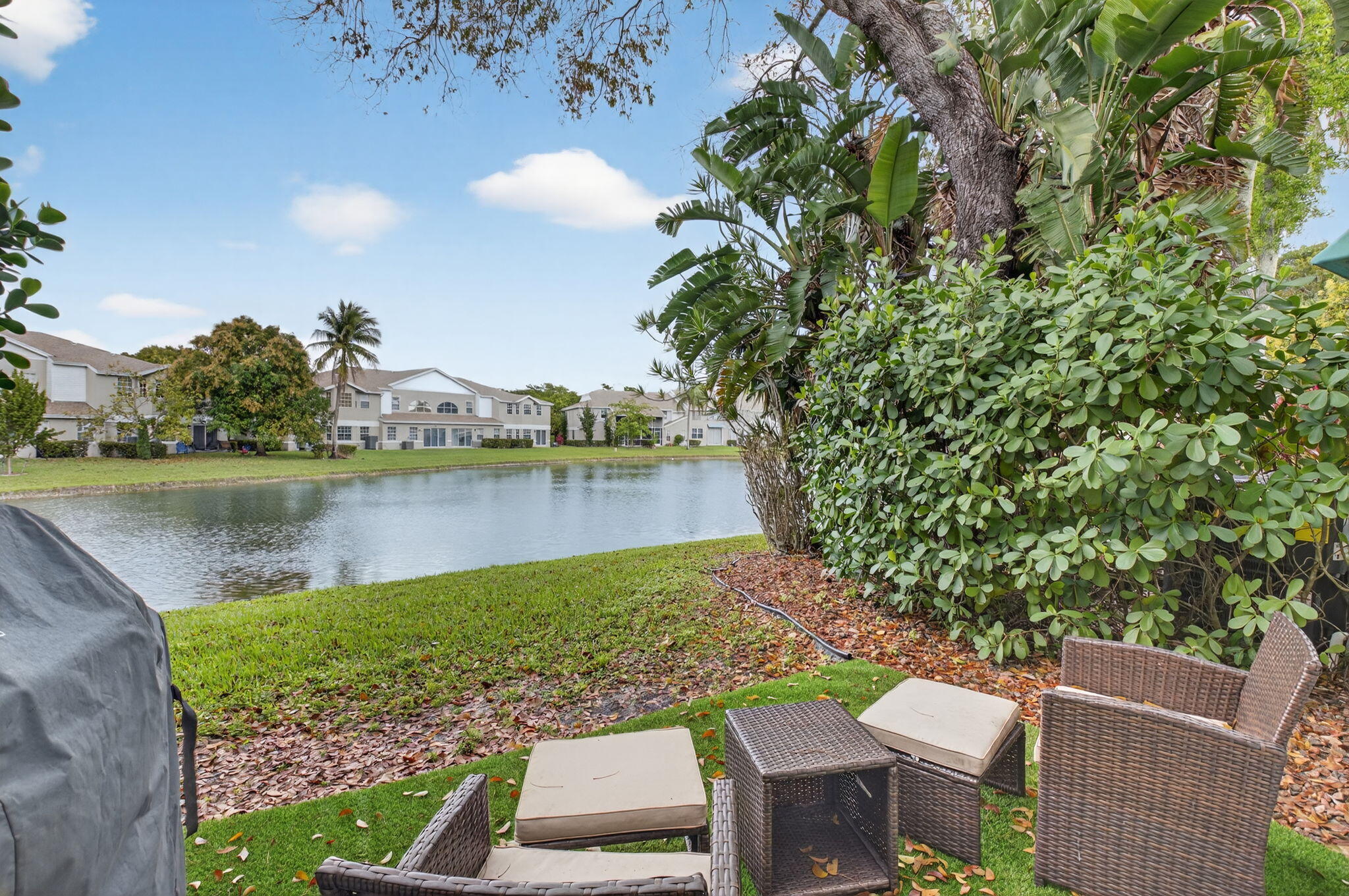 9105 Boca Gardens Circle South, Unit B Boca Raton, FL 33496 - Photo 26 of 54 26-web-or-mls-DSC_6520