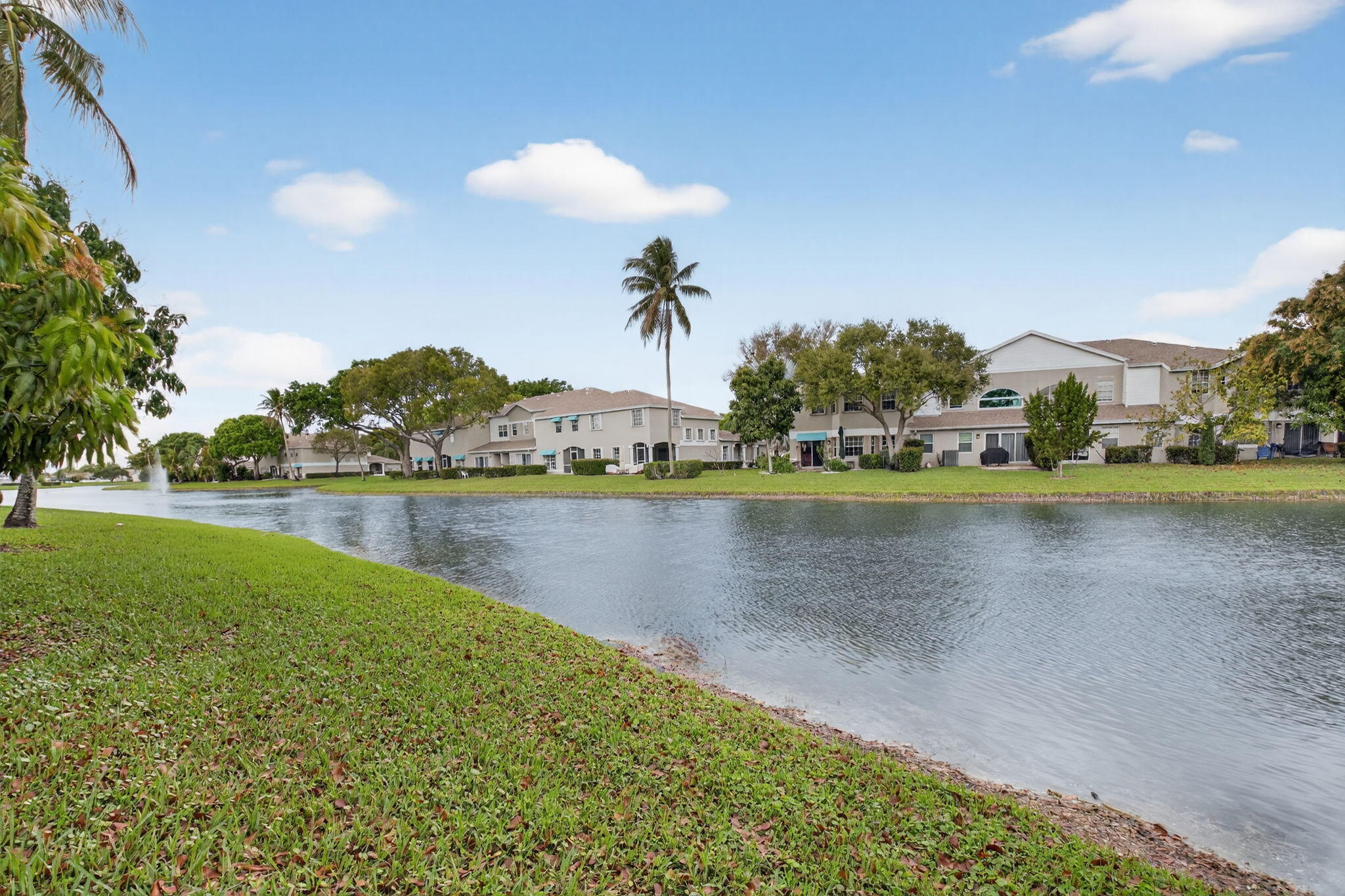 9105 Boca Gardens Circle South, Unit B Boca Raton, FL 33496 - Photo 29 of 54 29-web-or-mls-DSC_6536