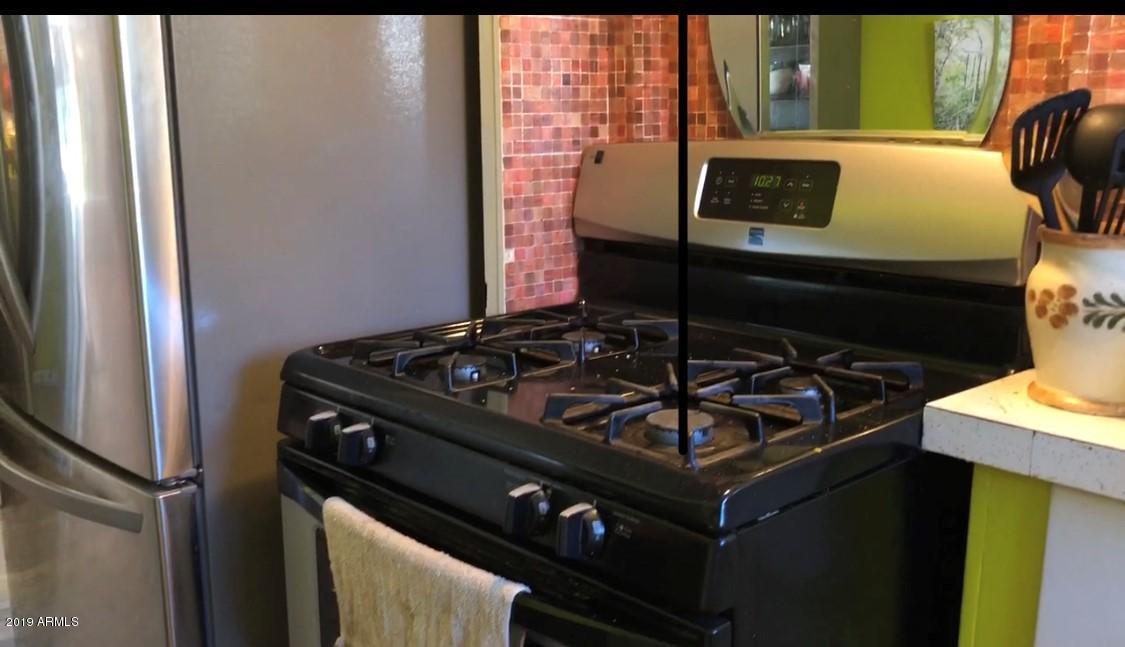 155 South Merritt Ranch Road Cornville, AZ 86325 - Photo 5 of 15 GAS PROPANE KITCHEN