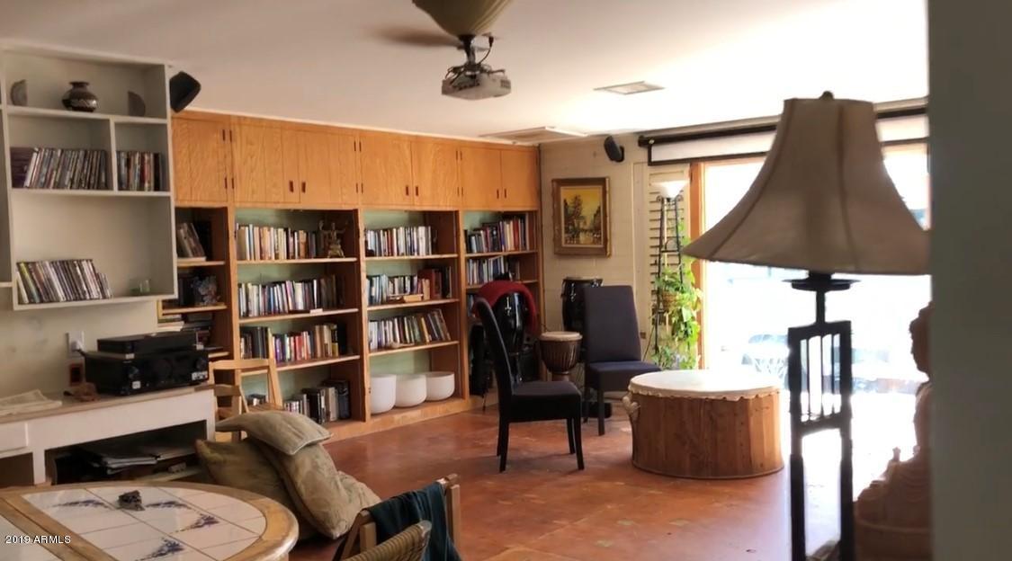 155 South Merritt Ranch Road Cornville, AZ 86325 - Photo 6 of 15 LIVING ROOM
