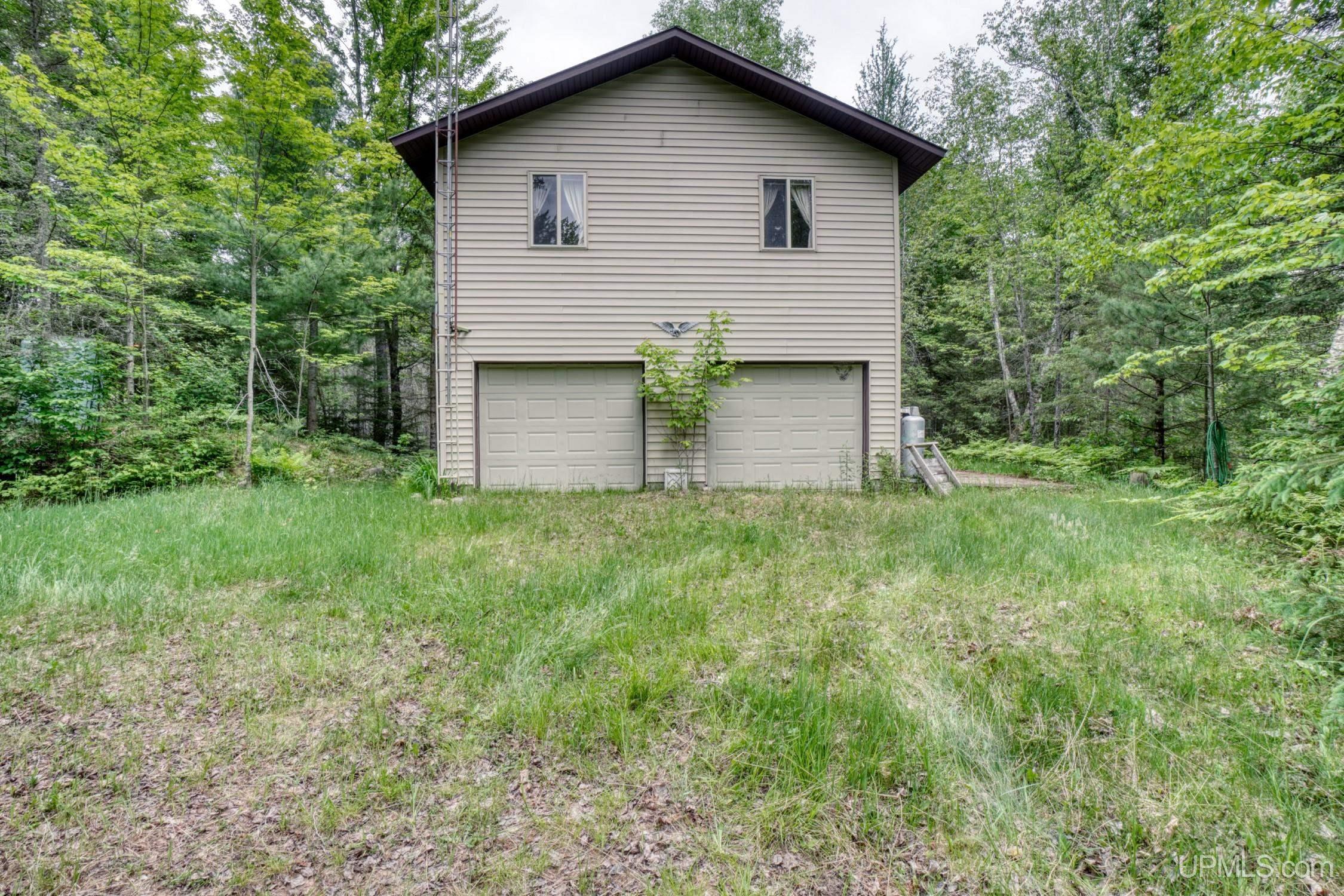 3688 Scoter Road Republic, MI 49879 - Photo 6 of 40