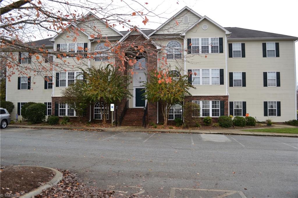 130 James Road High Point, NC 27265 - Photo 1 of 12 Gallery Image 1