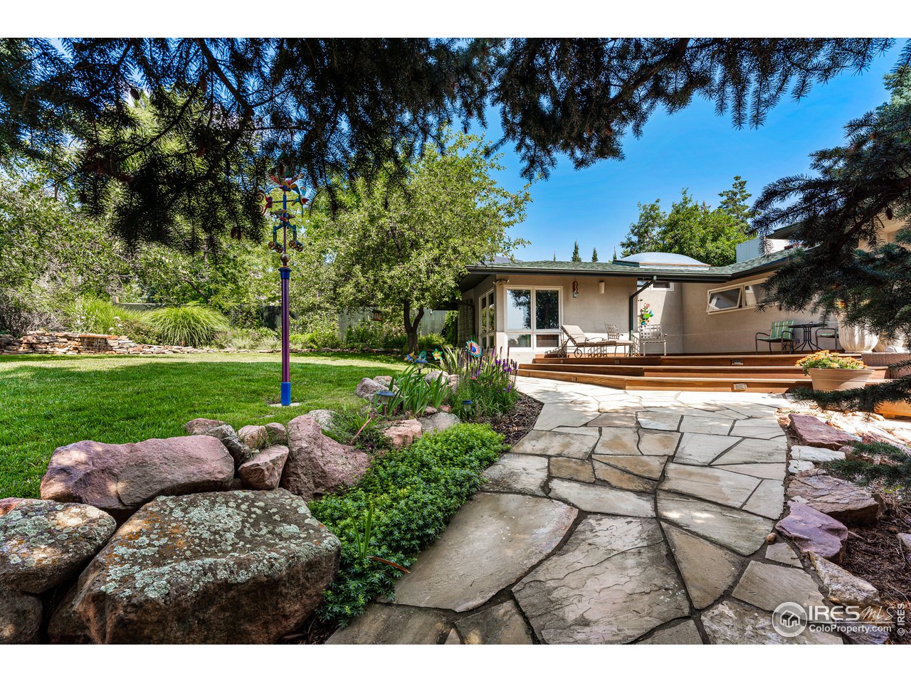 3725 Spring Valley Road Boulder, CO 80304 - Photo 30 of 40 Sidewalk leading to the backyard