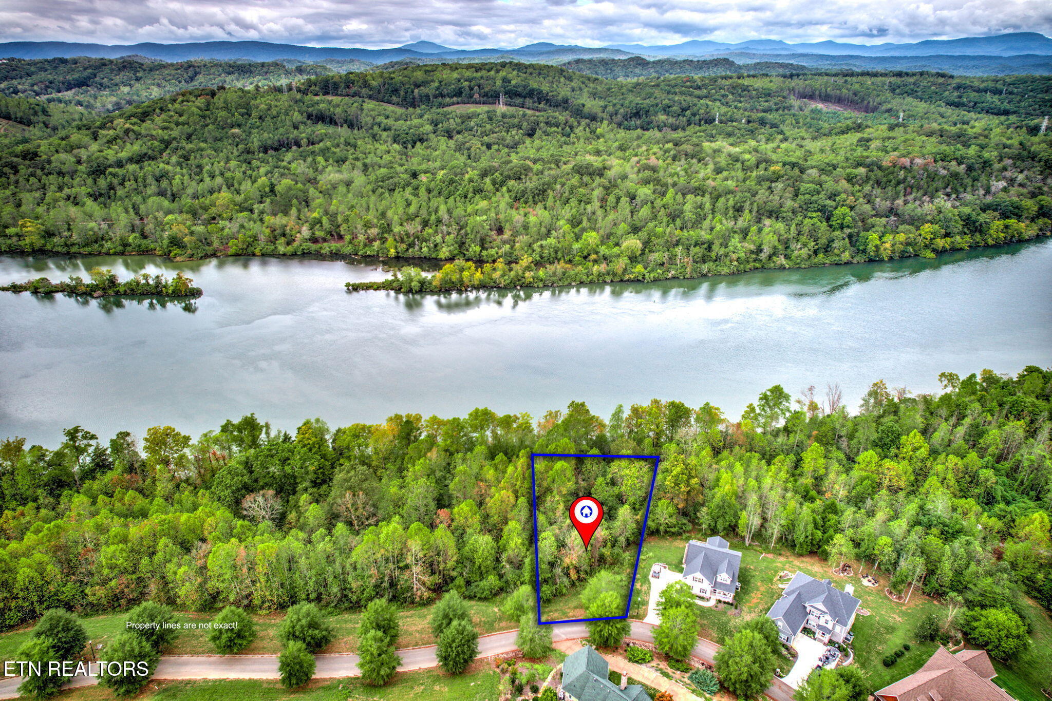 152 Pineberry East Road, Unit 166 Oak Ridge, TN 37830 - Photo 7 of 24 5-web-or-mls-152.5