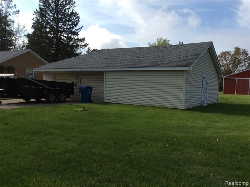 21805 Elwell Road Belleville, MI 48111 - Photo 4 of 18 IMG_0429.JPG