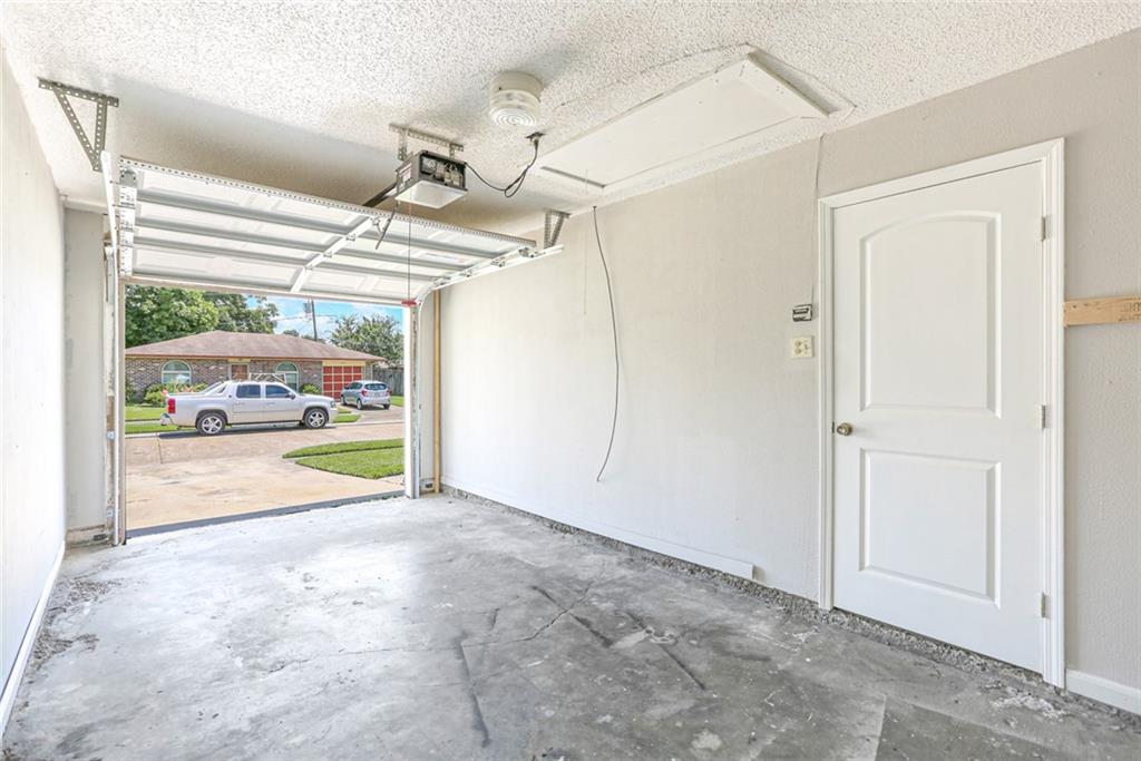1832 Southdown Road Laplace, LA 70068 - Photo 18 of 25 Gallery Image 18