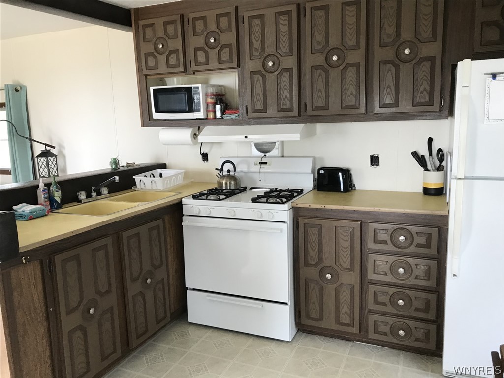 19622 South Shore Road Lyme, NY 13693 - Photo 10 of 14