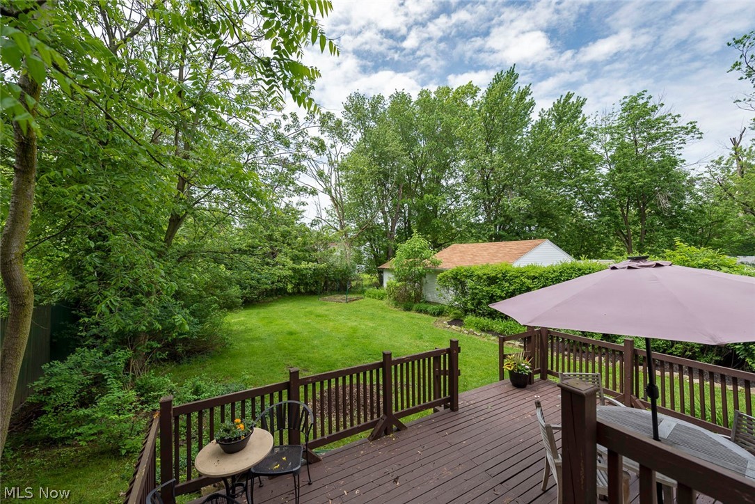 1396 Gordon Road Lyndhurst, OH 44124 - Photo 30 of 33