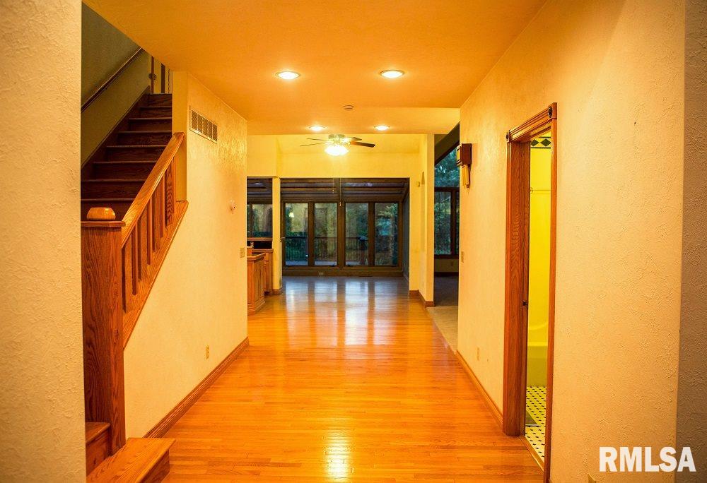 9624 Brimfield Jubilee Road Dunlap, IL 61525 - Photo 8 of 26 Gallery Image 8
