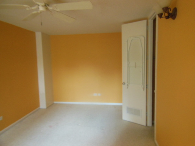 3110 North Sheridan Road, Unit 1203 Chicago, IL 60657 - Photo 4 of 12