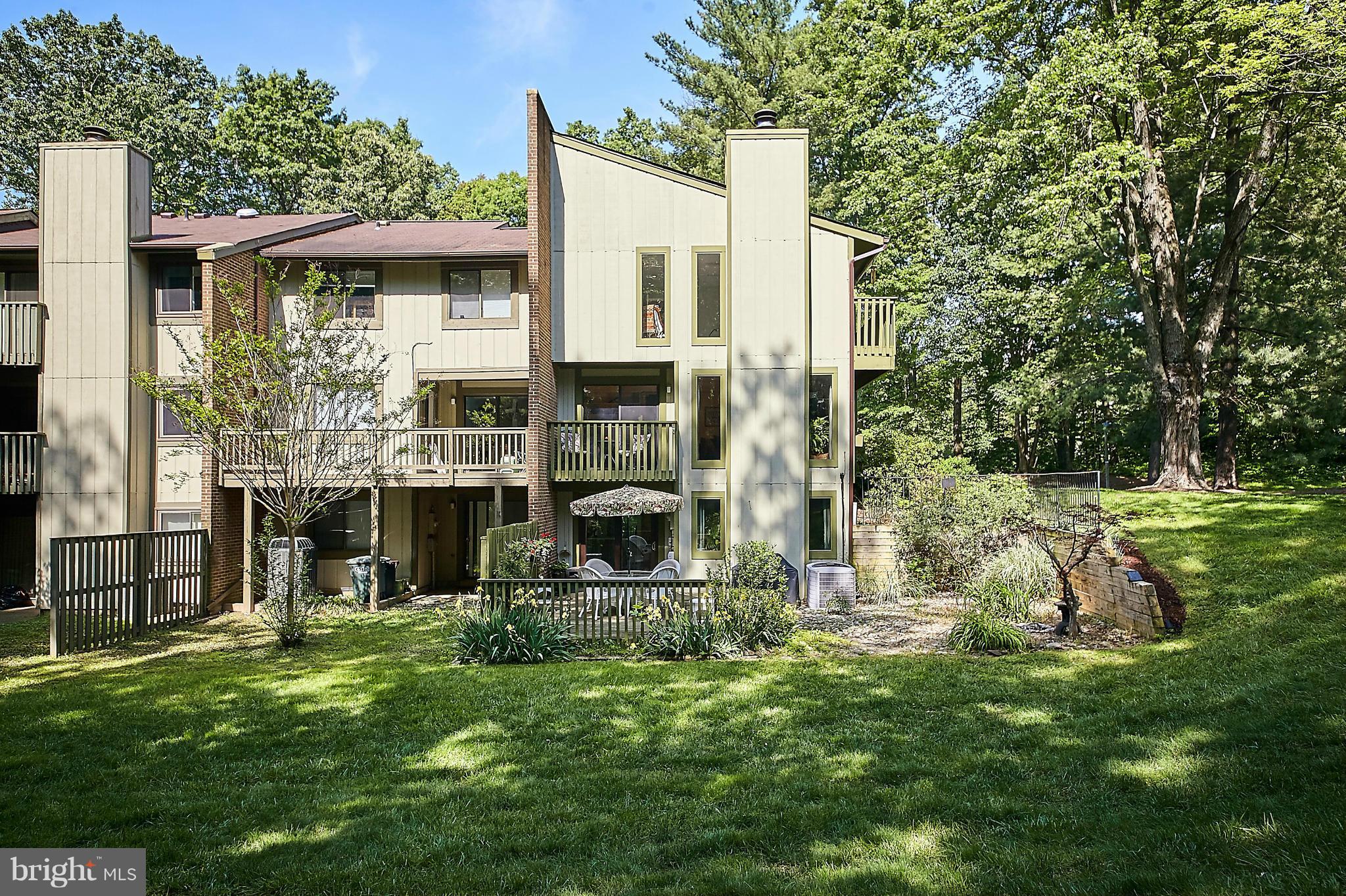 2019 Winged Foot Court Reston, VA 20191 - Photo 25 of 30 Exterior (Rear)