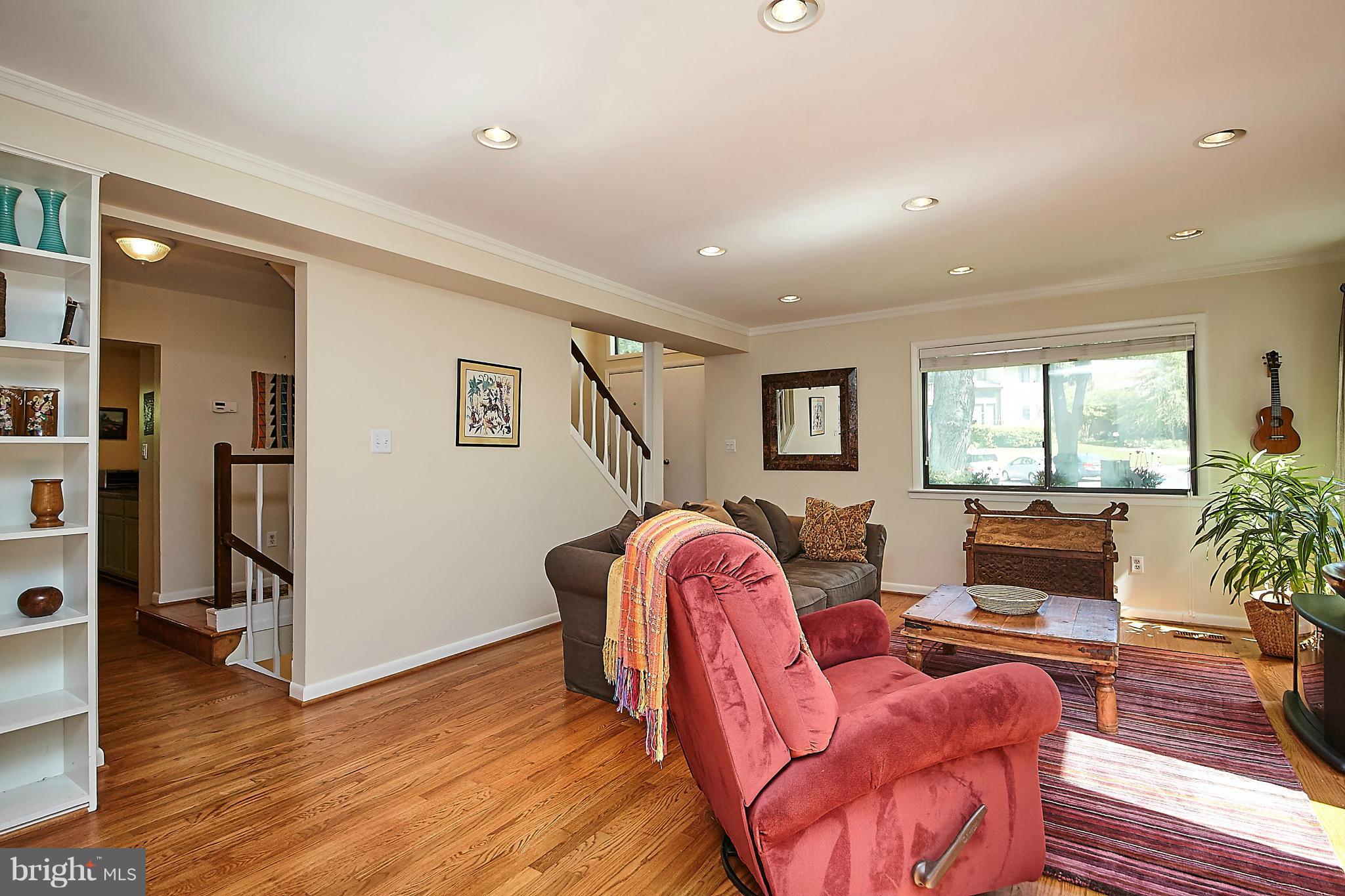 2019 Winged Foot Court Reston, VA 20191 - Photo 8 of 30 Living Room