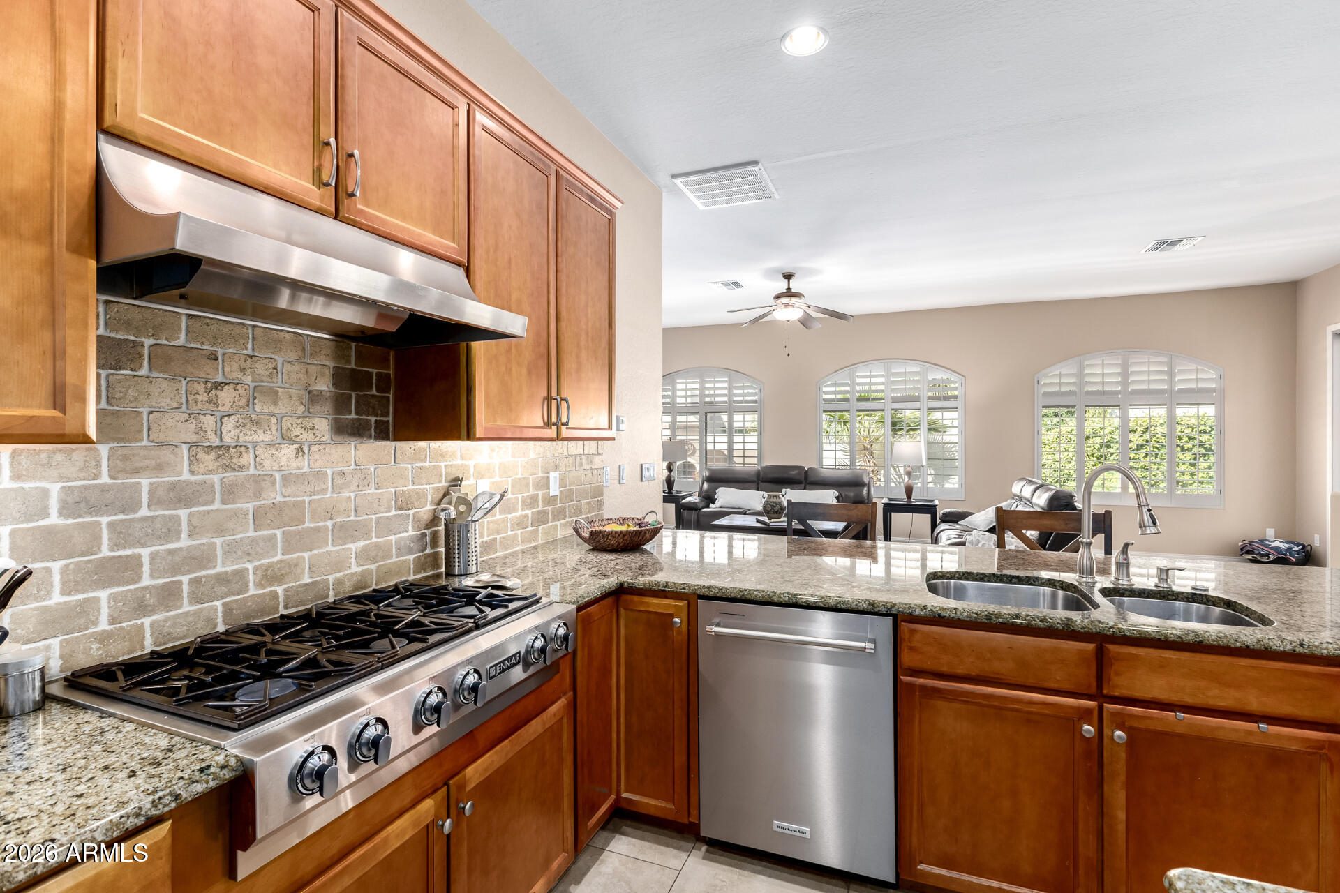 4614 East Reins Road Gilbert, AZ 85297 - Photo 17 of 51 20 Reins