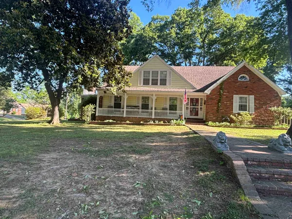 $301,000 | 3194 Lammermuir Road, Memphis, TN 38128