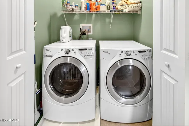 $375,000 | 5 Artillery Approach, Mechanicville, NY 12118