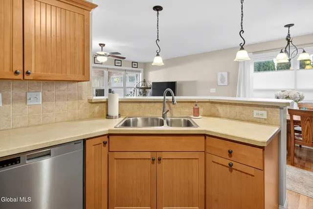 $375,000 | 5 Artillery Approach, Mechanicville, NY 12118